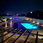 Lägenhetshotell Granite Village Mykonos Ano Mera
