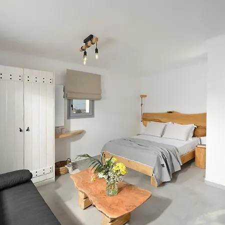 Ξενοδοχείο με διαμερίσματα Granite Village Mykonos