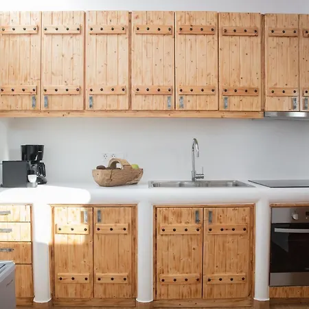 Hotel apartamentowy Granite Village Mykonos