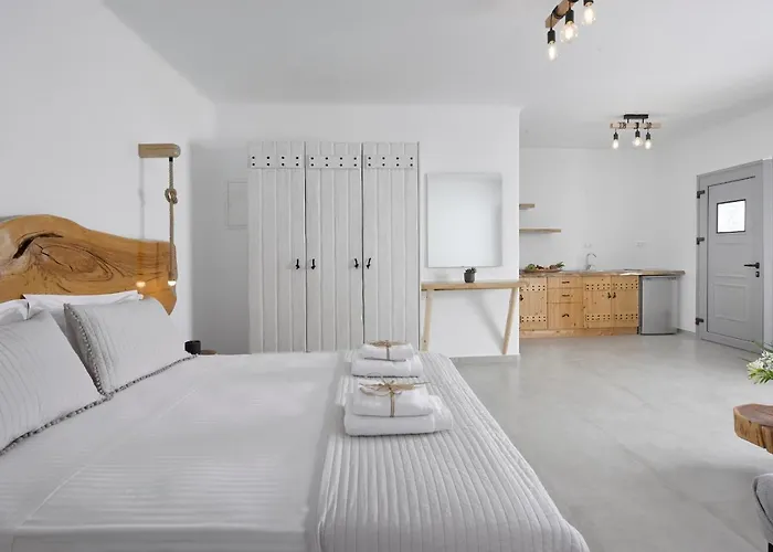 Granite Village Mykonos 3*